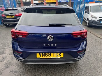 Used Volkswagen T-Roc 2018 for sale - 77582172: Photo