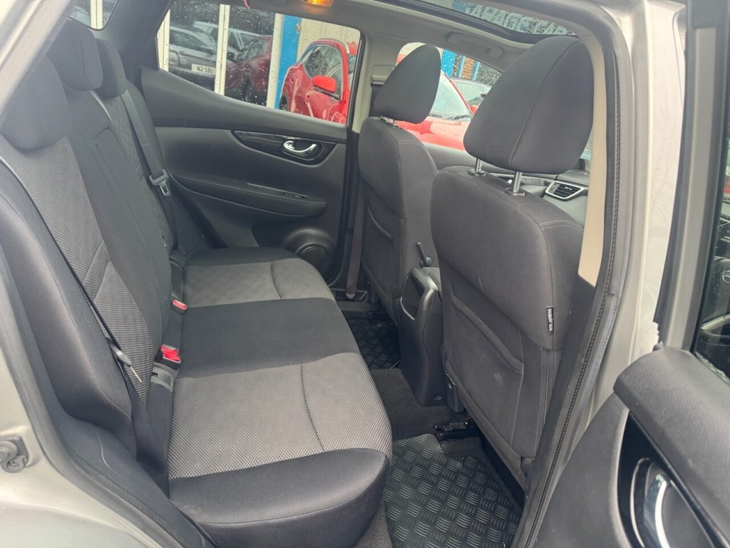Used Nissan Qashqai 2015 for sale - 77582187: Photo 10