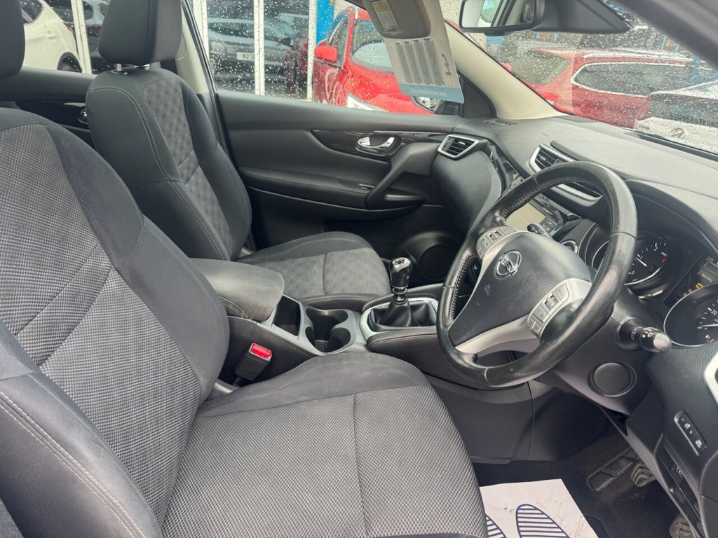 Used Nissan Qashqai 2015 for sale - 77582187: Photo 9