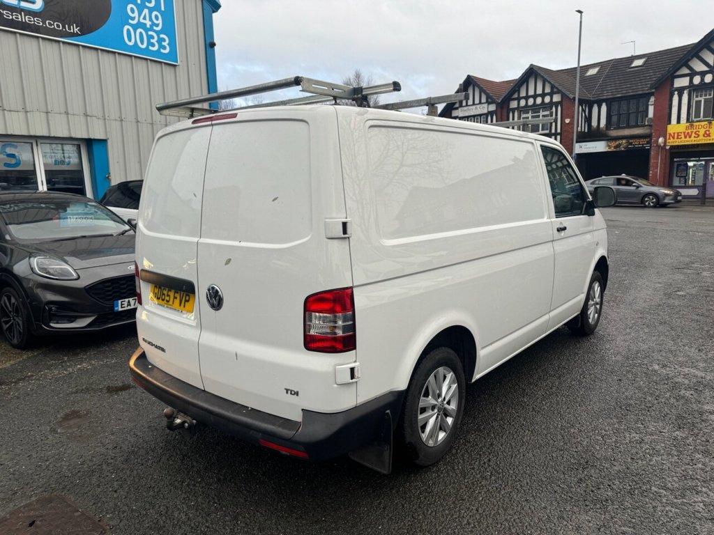 Used Volkswagen Transporter 2015 for sale - 77582155: Photo 3