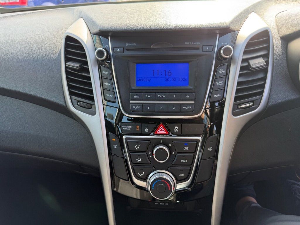 Used Hyundai i30 2015 for sale - 78069101: Photo 14