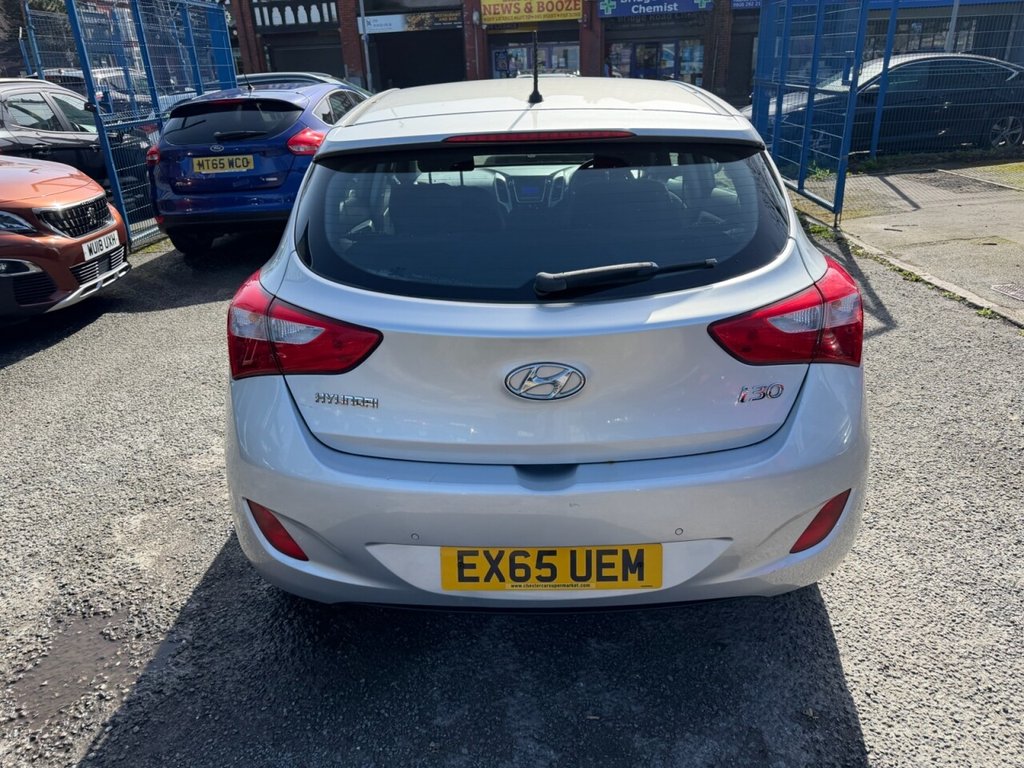 Used Hyundai i30 2015 for sale - 78069101: Photo 4