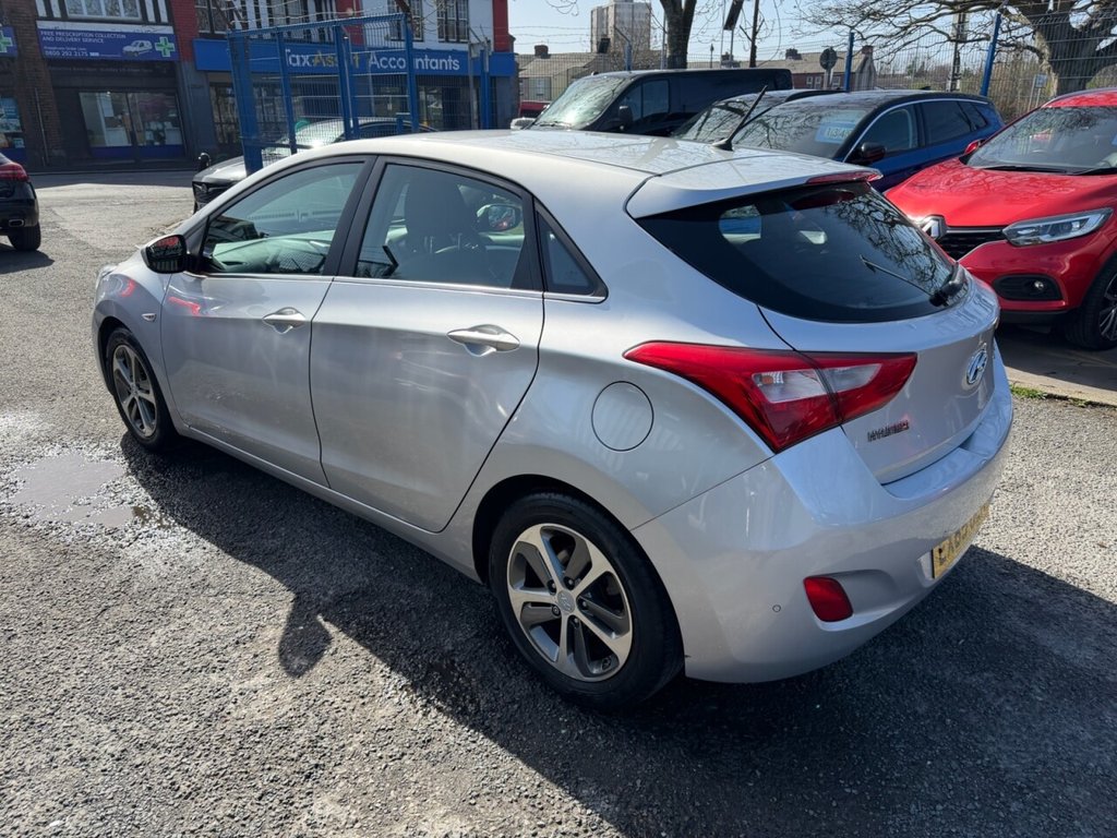 Used Hyundai i30 2015 for sale - 78069101: Photo 5