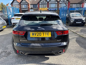 Used Jaguar E-Pace 2020 for sale - 78288814: Photo