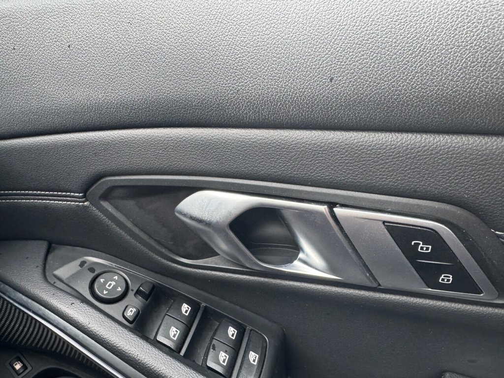 Used BMW 3 Series 2022 for sale - 77582190: Photo 18