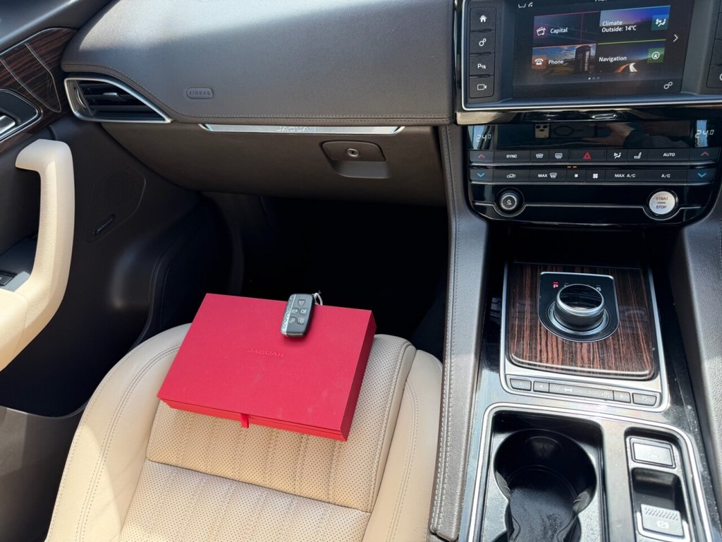 Used Jaguar F-Pace 2018 for sale - 78167315: Photo 18