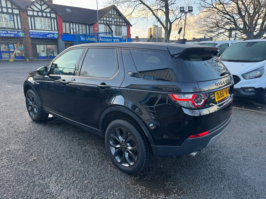 Used Land Rover Discovery Sport 2018 for sale - 77582156: Photo 5
