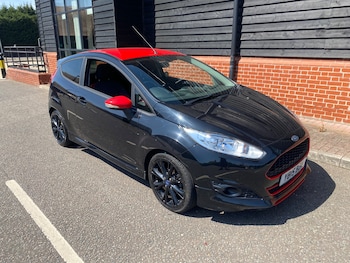 Used Ford Fiesta 2015 for sale - 75561331: Photo