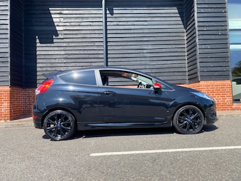 Used Ford Fiesta 2015 for sale - 75561331: Photo