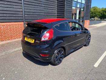 Used Ford Fiesta 2015 for sale - 75561331: Photo