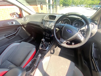 Used Ford Fiesta 2015 for sale - 75561331: Photo