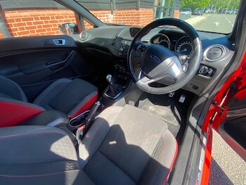 Used Ford Fiesta 2016 for sale - 78427336: Photo