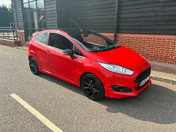 Used Ford Fiesta 2016 for sale - 79301610: Photo