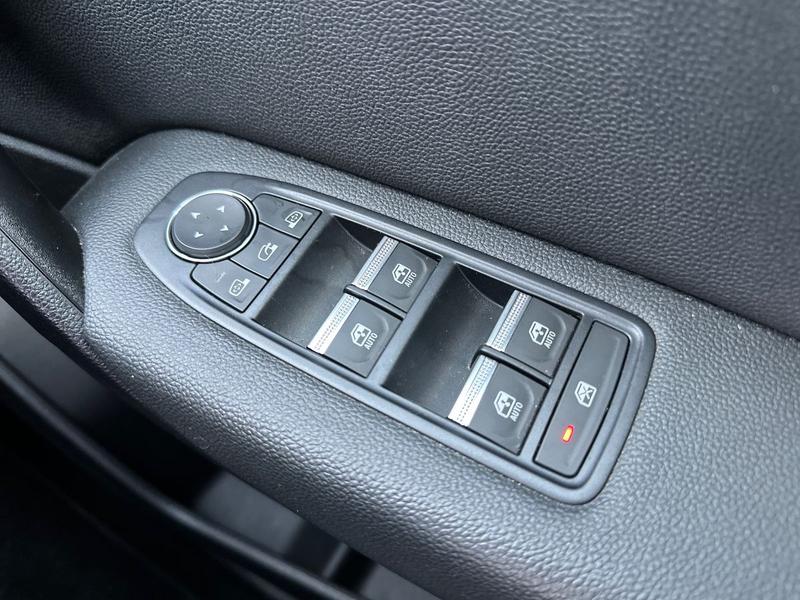 Used Renault Captur 2022 for sale - 77901132: Photo 17