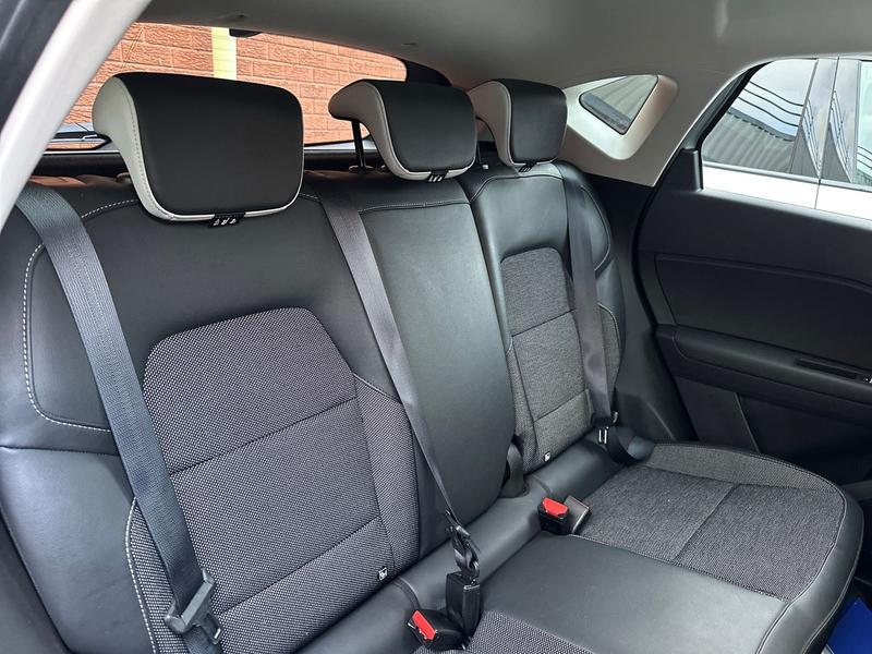 Used Renault Captur 2022 for sale - 77901132: Photo 24