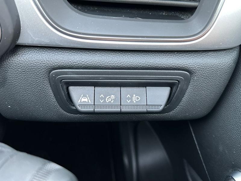 Used Renault Captur 2022 for sale - 77901132: Photo 34