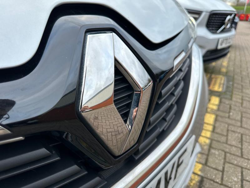 Used Renault Captur 2022 for sale - 77901132: Photo 38