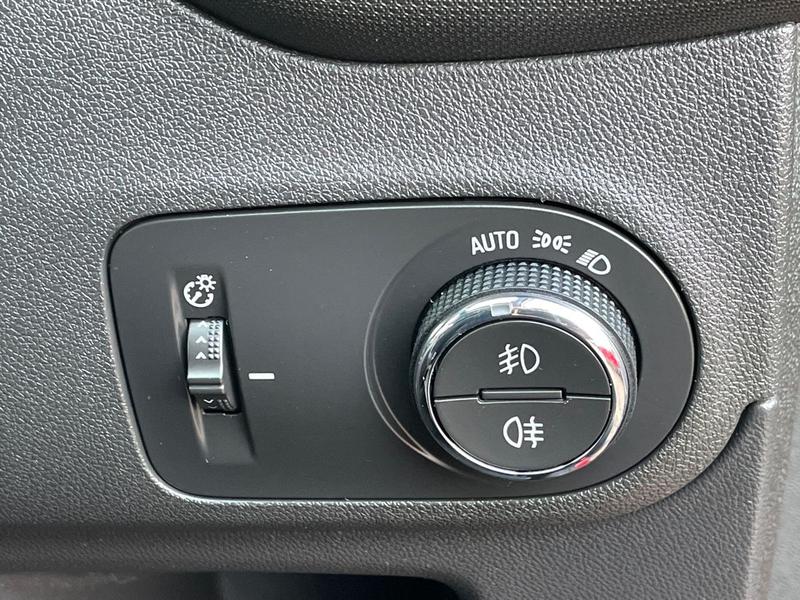 Used Vauxhall Crossland 2022 for sale - 77994773: Photo 34