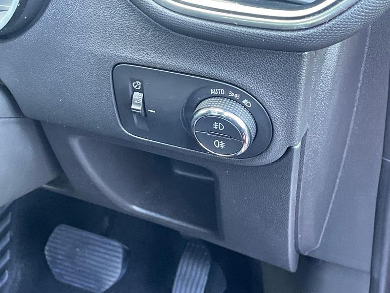 Used Vauxhall Crossland 2023 for sale - 77910583: Photo 32