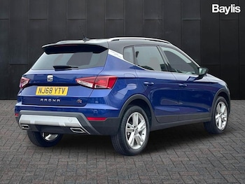 Used SEAT Arona 2018 for sale - 77910505: Photo