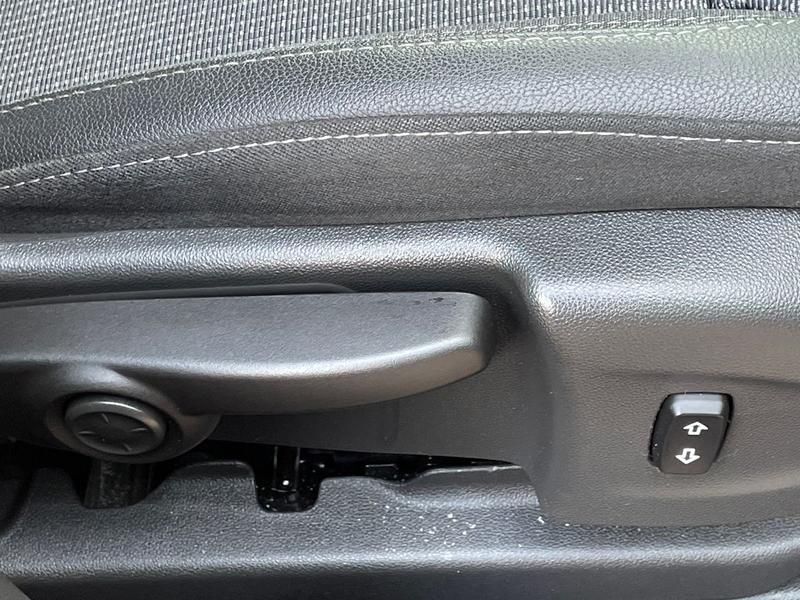 Used Vauxhall Crossland 2022 for sale - 77951323: Photo 33