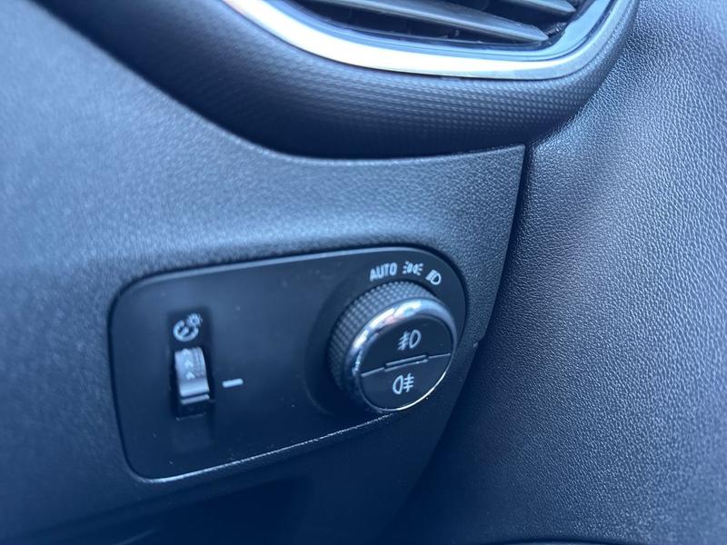 Used Vauxhall Crossland 2022 for sale - 77910479: Photo 27