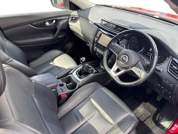 Used Nissan X-Trail 2018 for sale - 78413350: Photo