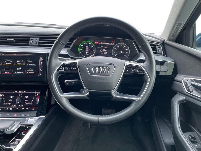 Used Audi e-tron 2020 for sale - 77901152: Photo 12