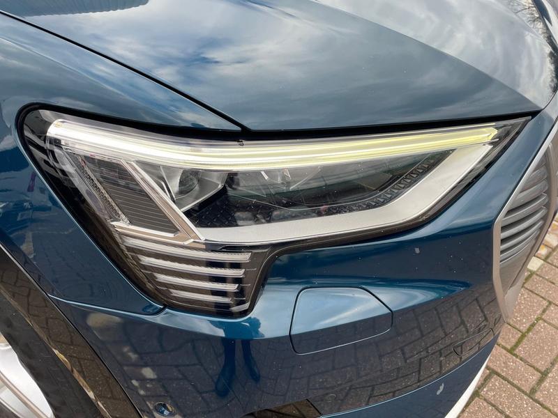 Used Audi e-tron 2020 for sale - 77901152: Photo 32