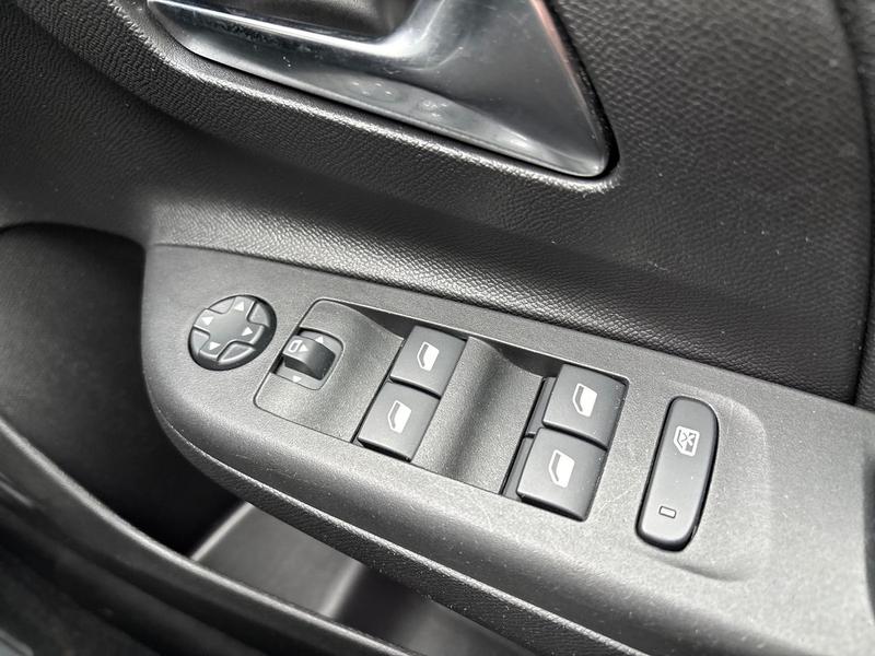 Used Vauxhall Corsa 2022 for sale - 77901162: Photo 17