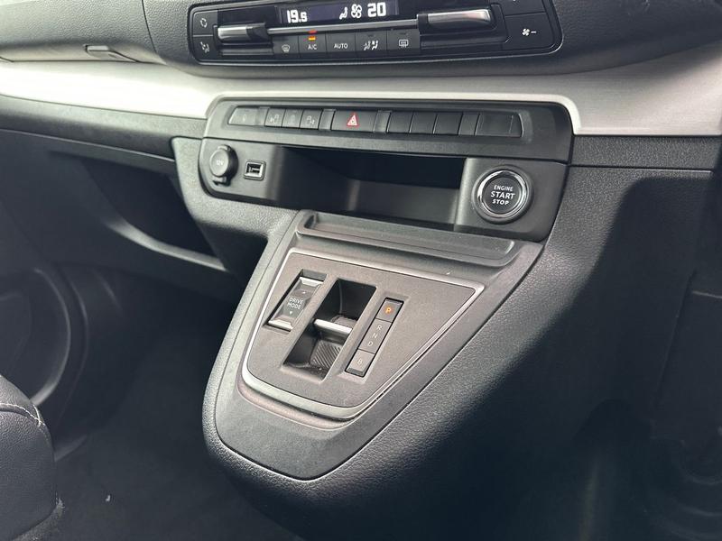 Used Vauxhall Vivaro Life 2023 for sale - 78055654: Photo 15