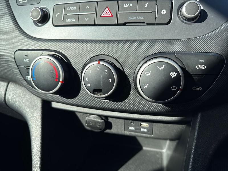 Used Hyundai i10 2019 for sale - 77910569: Photo 16