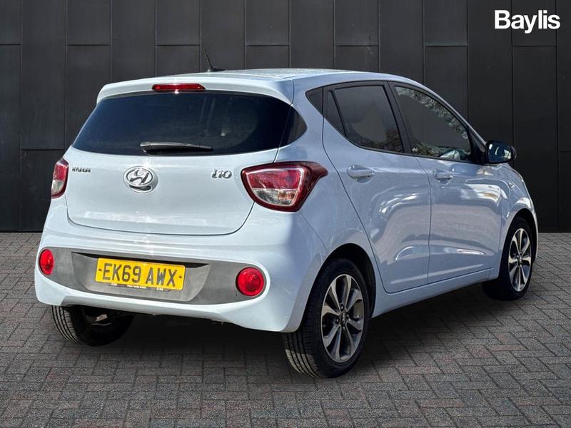 Used Hyundai i10 2019 for sale - 77910569: Photo 2
