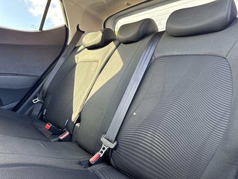 Used Hyundai i10 2019 for sale - 77910569: Photo 24