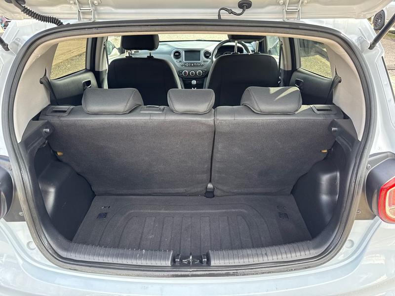 Used Hyundai i10 2019 for sale - 77910569: Photo 25