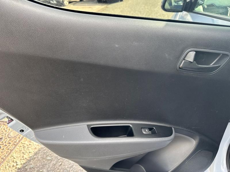 Used Hyundai i10 2019 for sale - 77910569: Photo 27