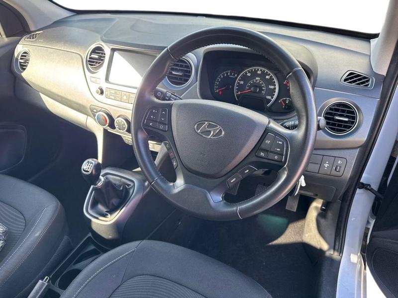 Used Hyundai i10 2019 for sale - 77910569: Photo 3