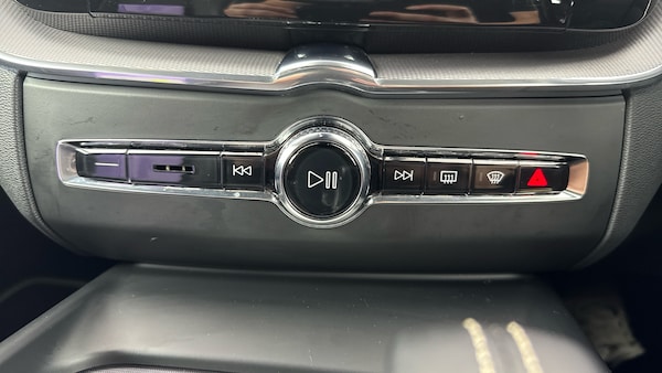 Used Volvo XC60 2021 for sale - 75244445: Photo 19
