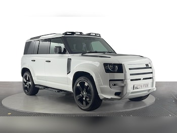 Used Land Rover Defender 110 2024 for sale - 75893204: Photo