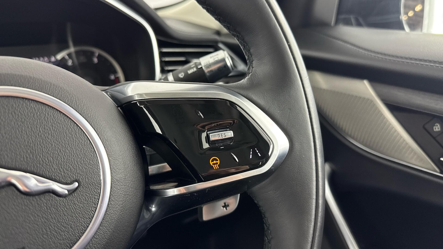 Used Jaguar F-Pace 2022 for sale - 77495861: Photo 18