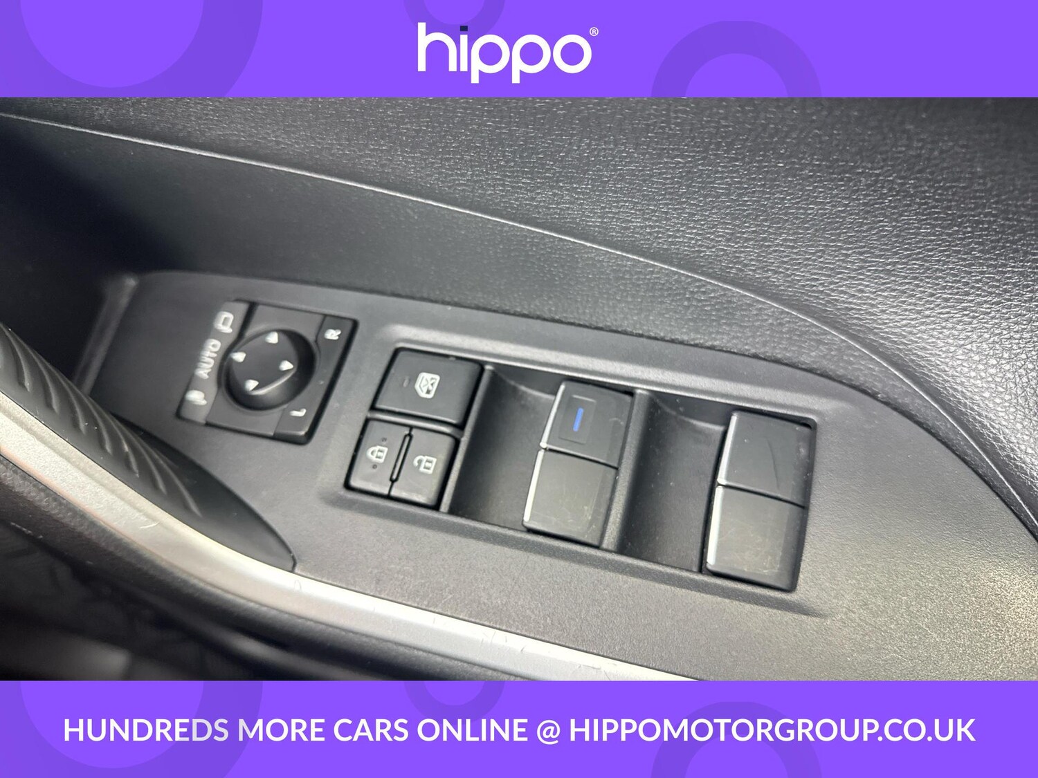 Used Toyota RAV4 2020 for sale - 76976001: Photo 24