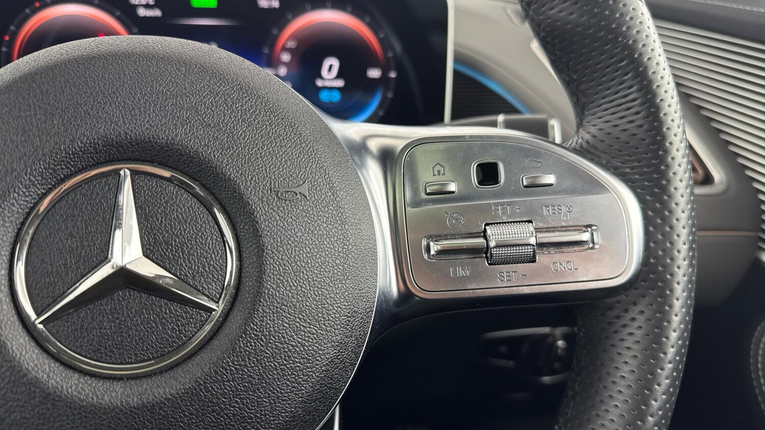 Used Mercedes-Benz EQC for sale - 77824124: Photo 22