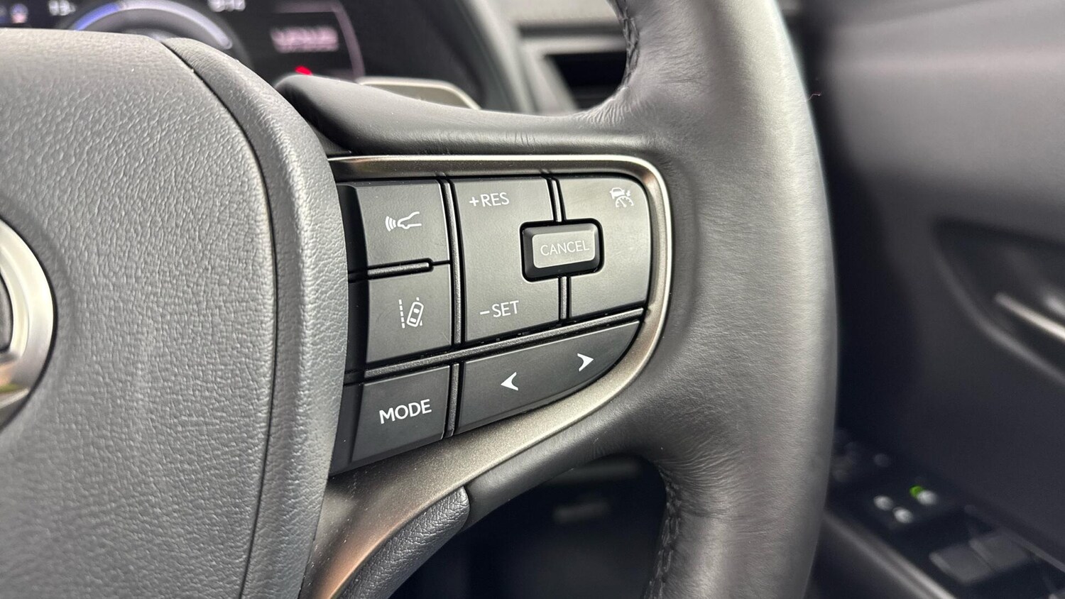 Used Lexus UX 2024 for sale - 77440529: Photo 21