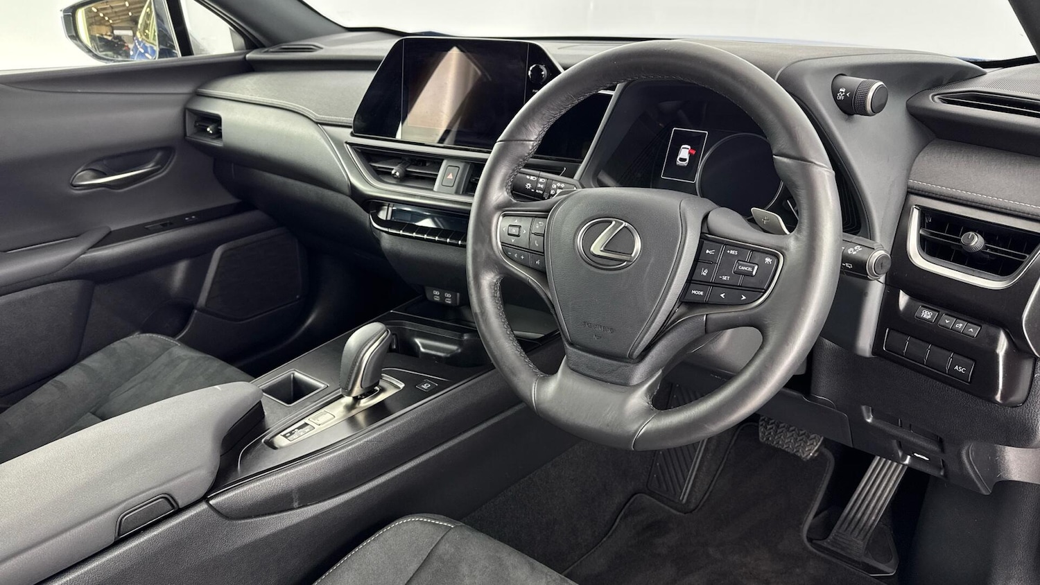 Used Lexus UX 2024 for sale - 77440529: Photo 9