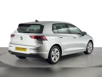 Used Volkswagen Golf 2024 for sale - 76040379: Photo 4