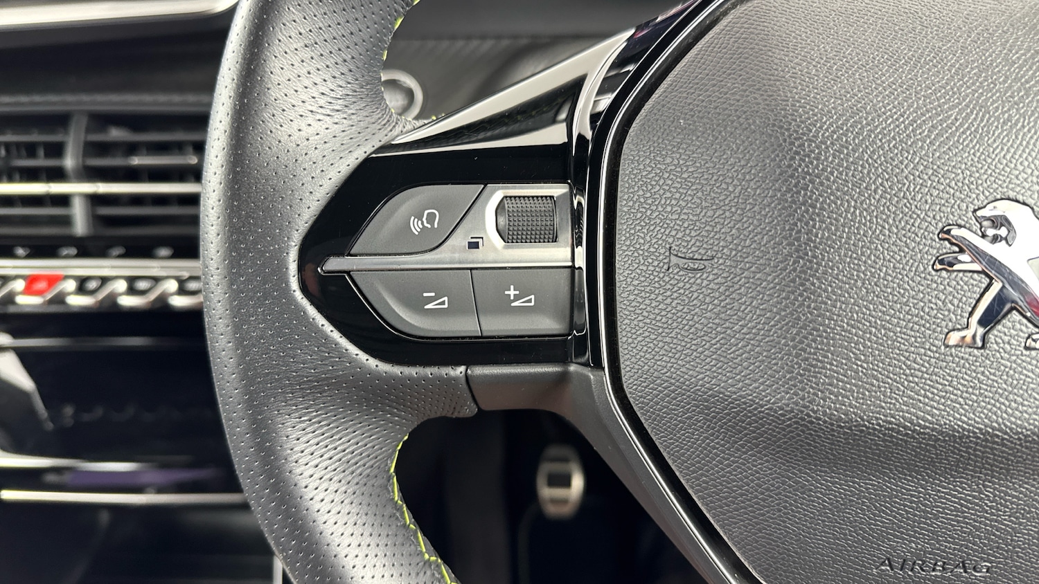 Used Peugeot 2008 2022 for sale - 76177653: Photo 57