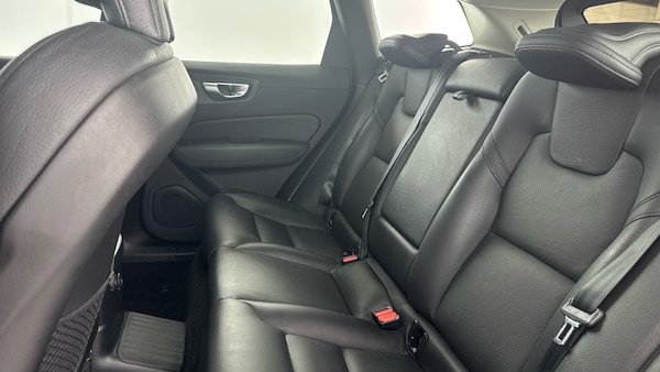 Used Volvo XC60 2021 for sale - 75583122: Photo 14