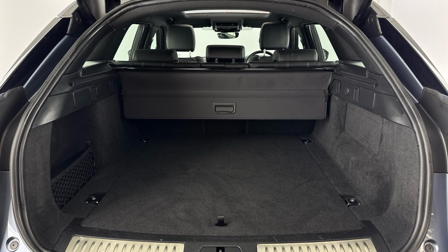 Used Land Rover Range Rover Velar 2023 for sale - 78047497: Photo 15