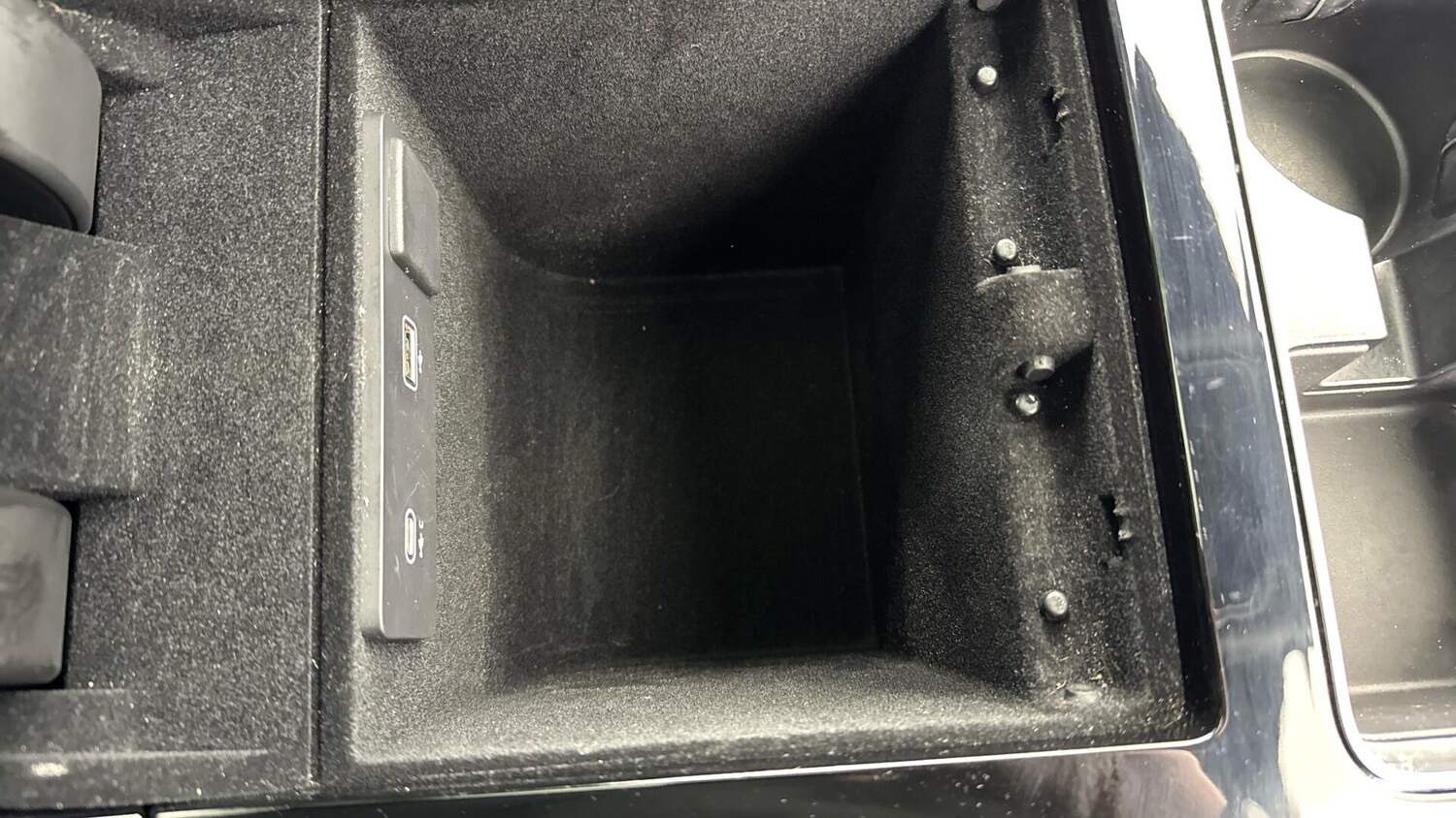 Used Land Rover Range Rover Velar 2023 for sale - 78047497: Photo 26