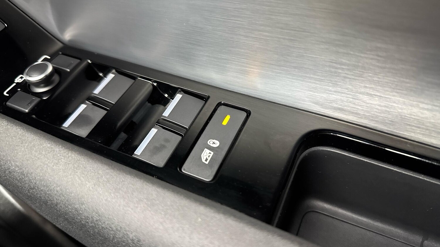 Used Land Rover Range Rover Velar 2023 for sale - 78047497: Photo 39